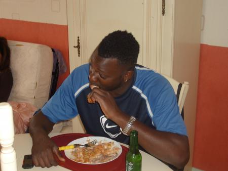 frantzy ne joue pas dutout  moli la pierre laisse pour nous
